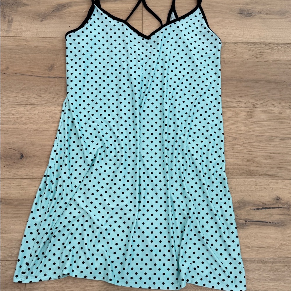 Secret Treasures Women's Large 12-14 Nightgown Sleepwear
Turquoise Black Dots - Picture 4 of 8
